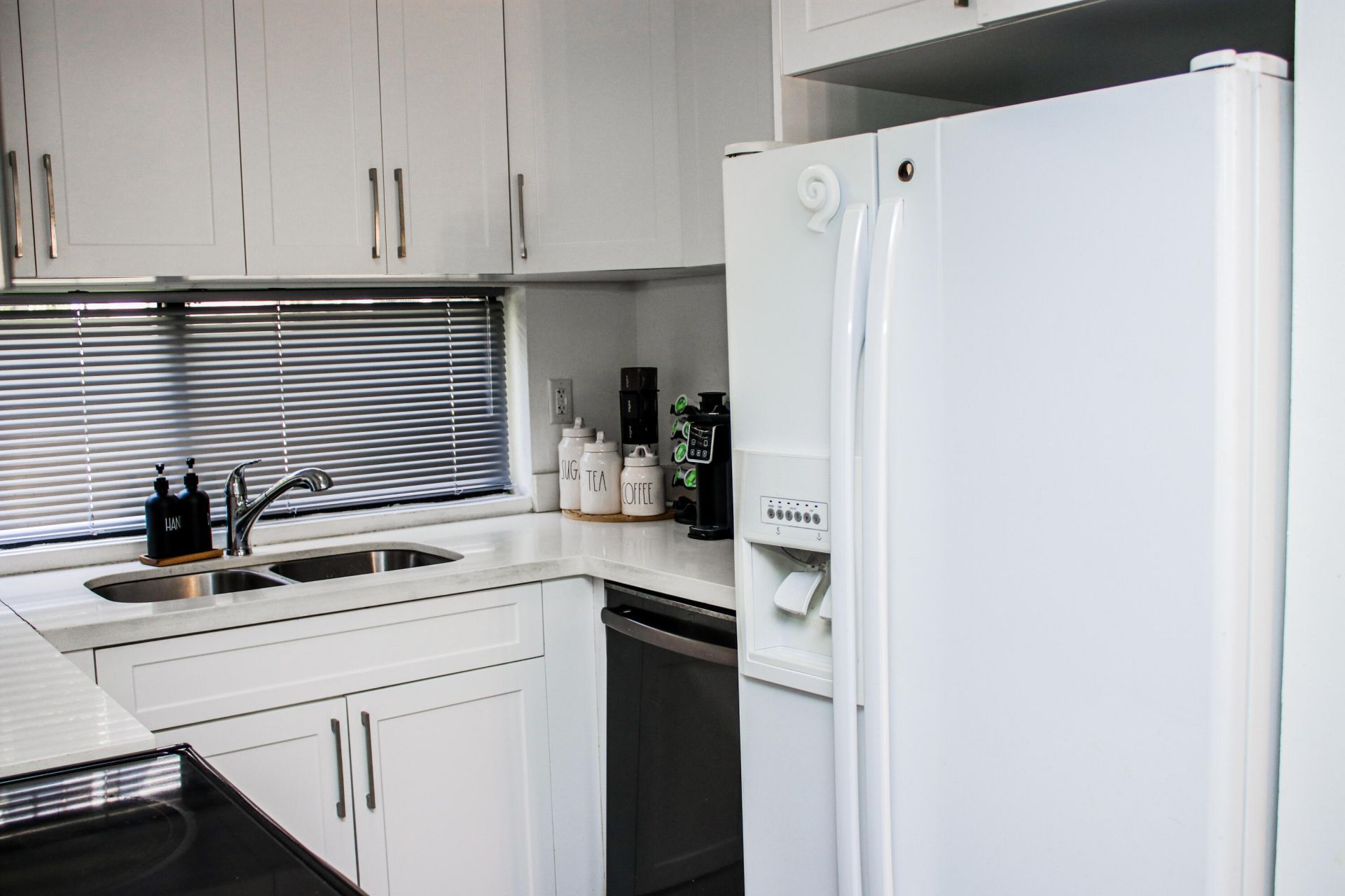 17011 N Bay Road, Unit 104, Sunny Isles Beach, FL 33160 Photo