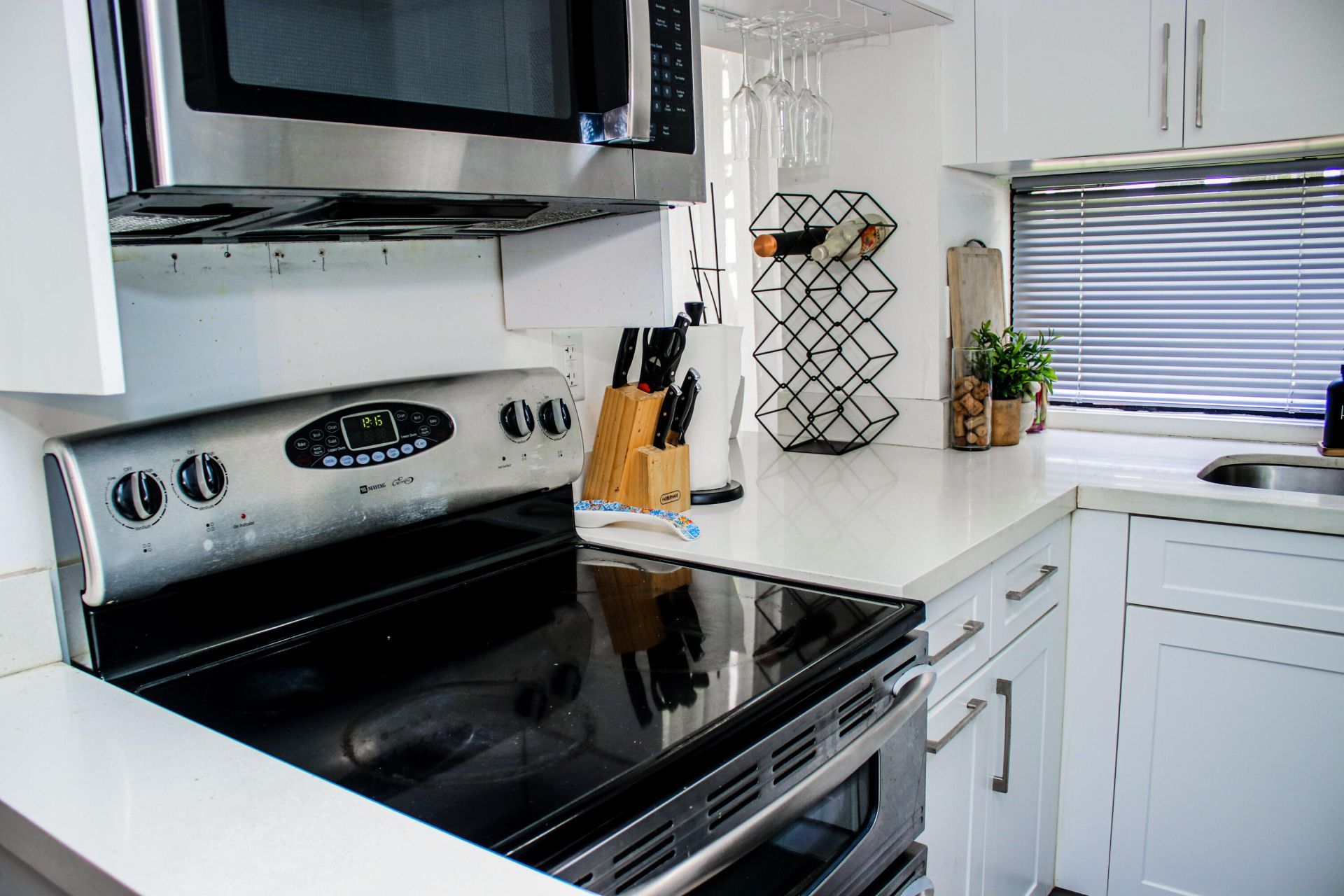 17011 N Bay Road, Unit 104, Sunny Isles Beach, FL 33160 Photo