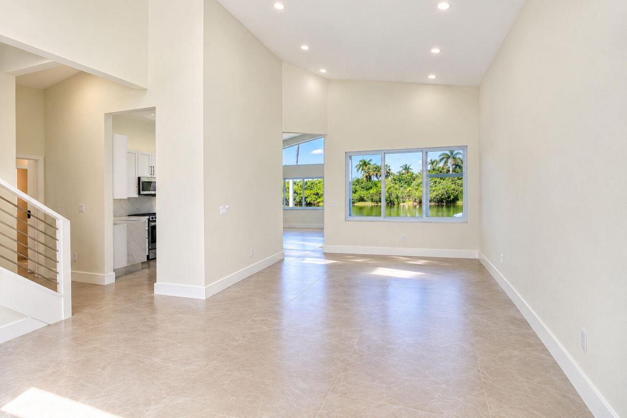 261 SW 178th Way, Pembroke Pines, FL 33029 Photo