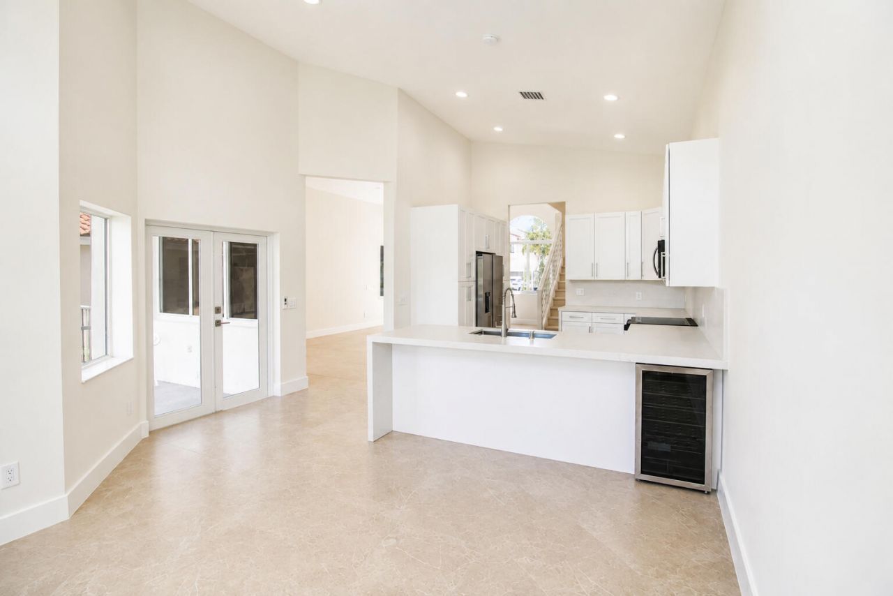261 SW 178th Way, Pembroke Pines, FL 33029 Photo