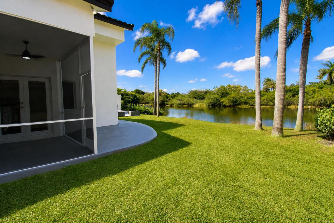 261 SW 178th Way, Pembroke Pines, FL 33029 Photo