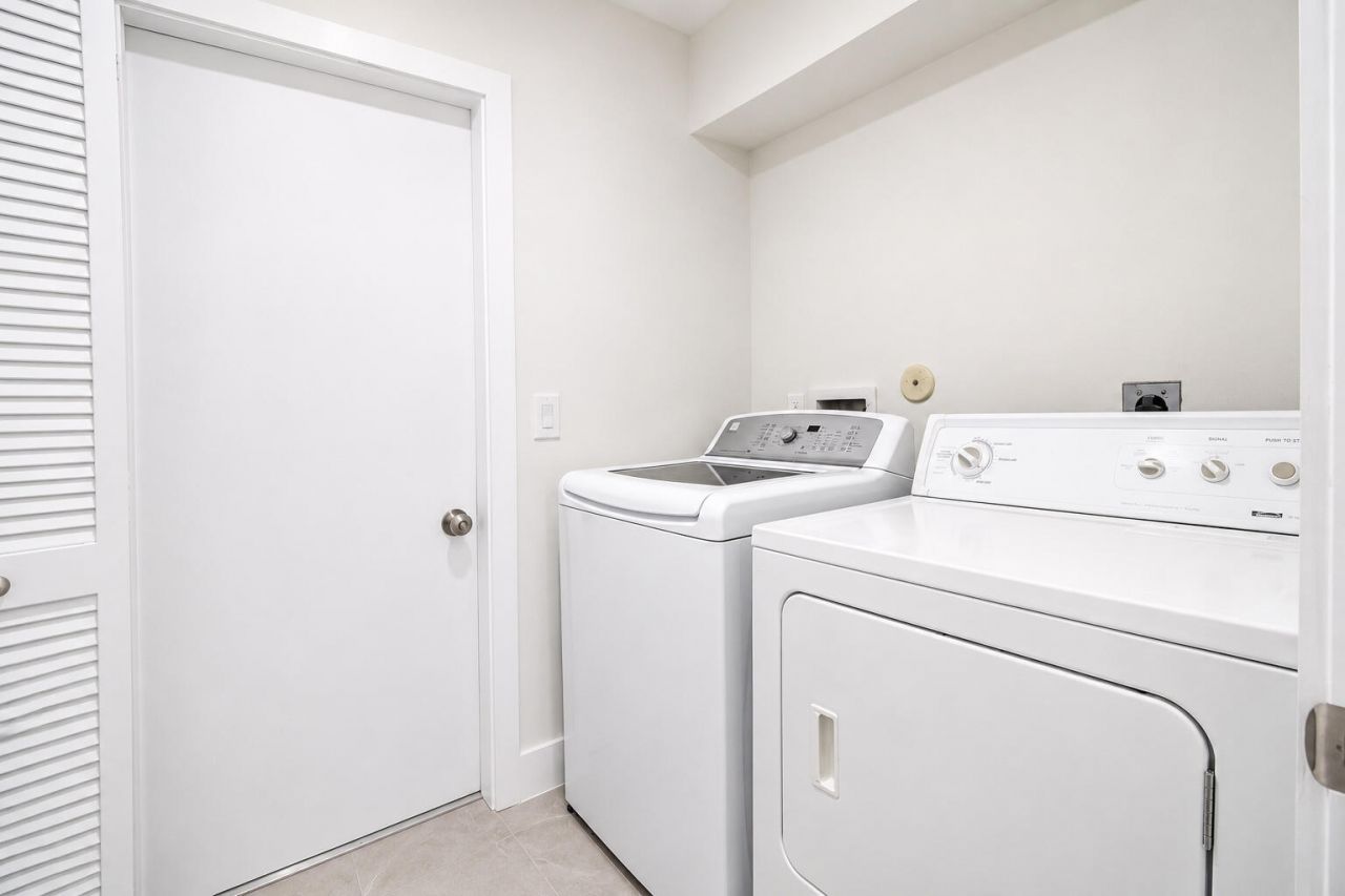 261 SW 178th Way, Pembroke Pines, FL 33029 Photo