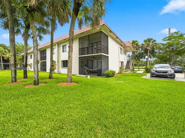 16257 Saddle Club Rd , Unit 201, Weston, FL 33326