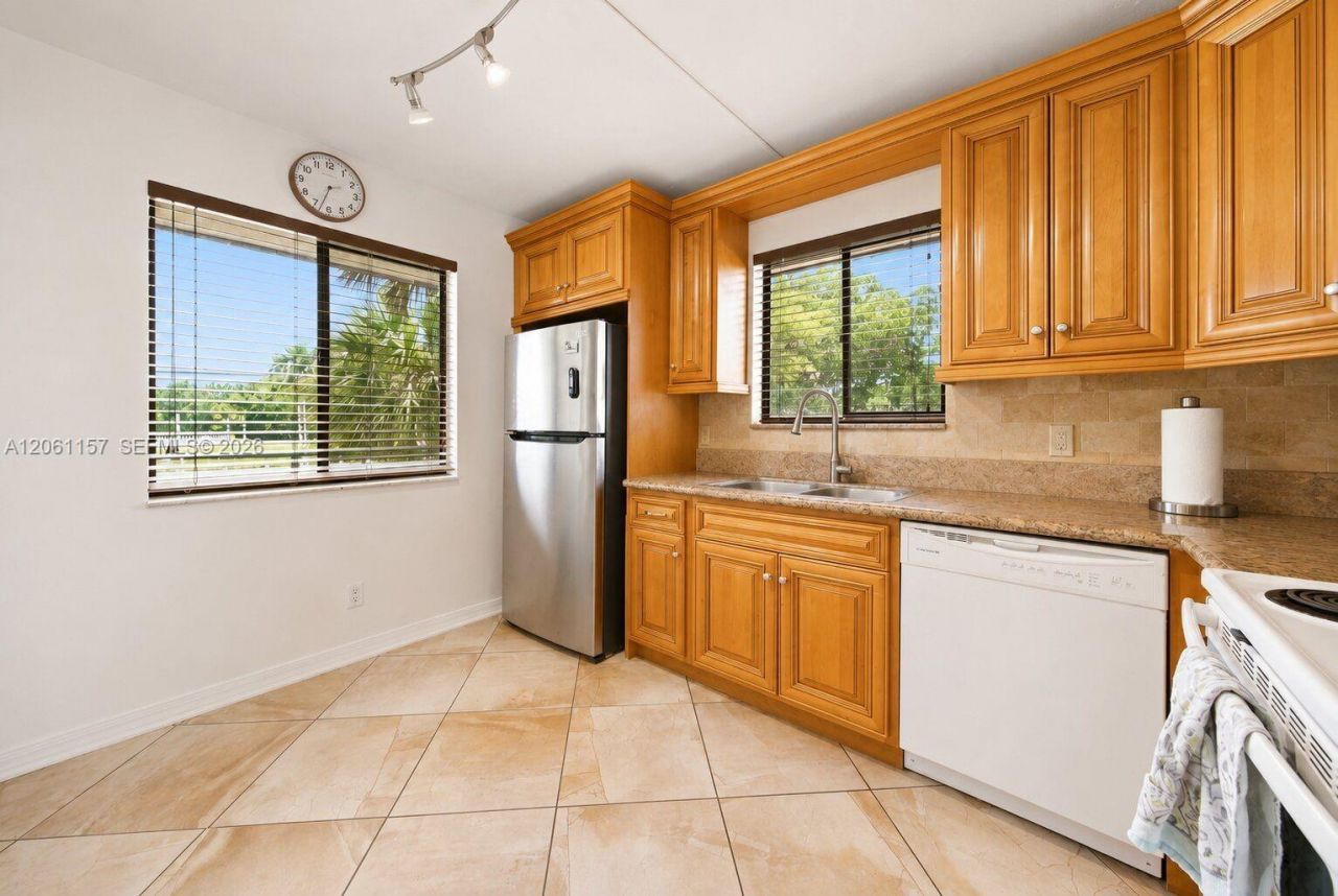 16257 Saddle Club Rd , Unit 201, Weston, FL 33326 Photo
