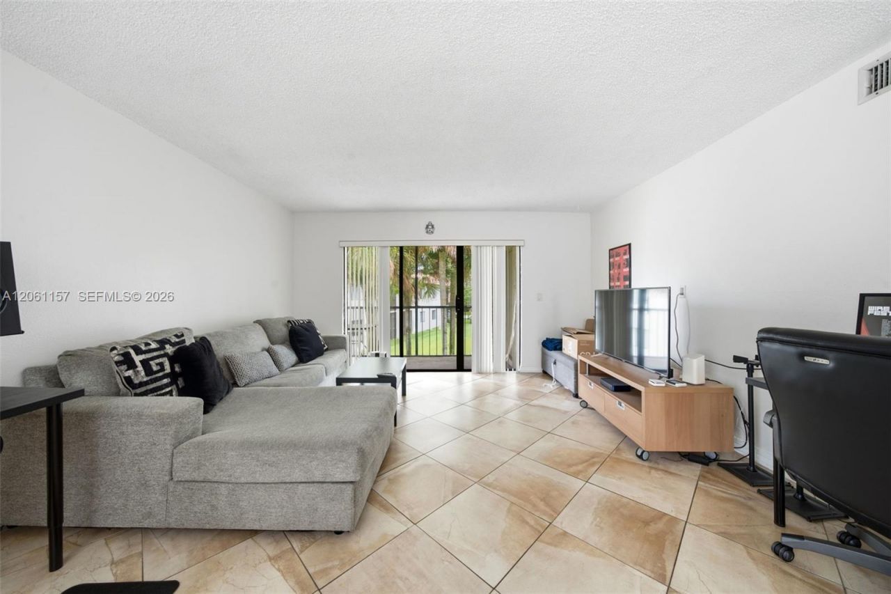 16257 Saddle Club Rd , Unit 201, Weston, FL 33326 Photo