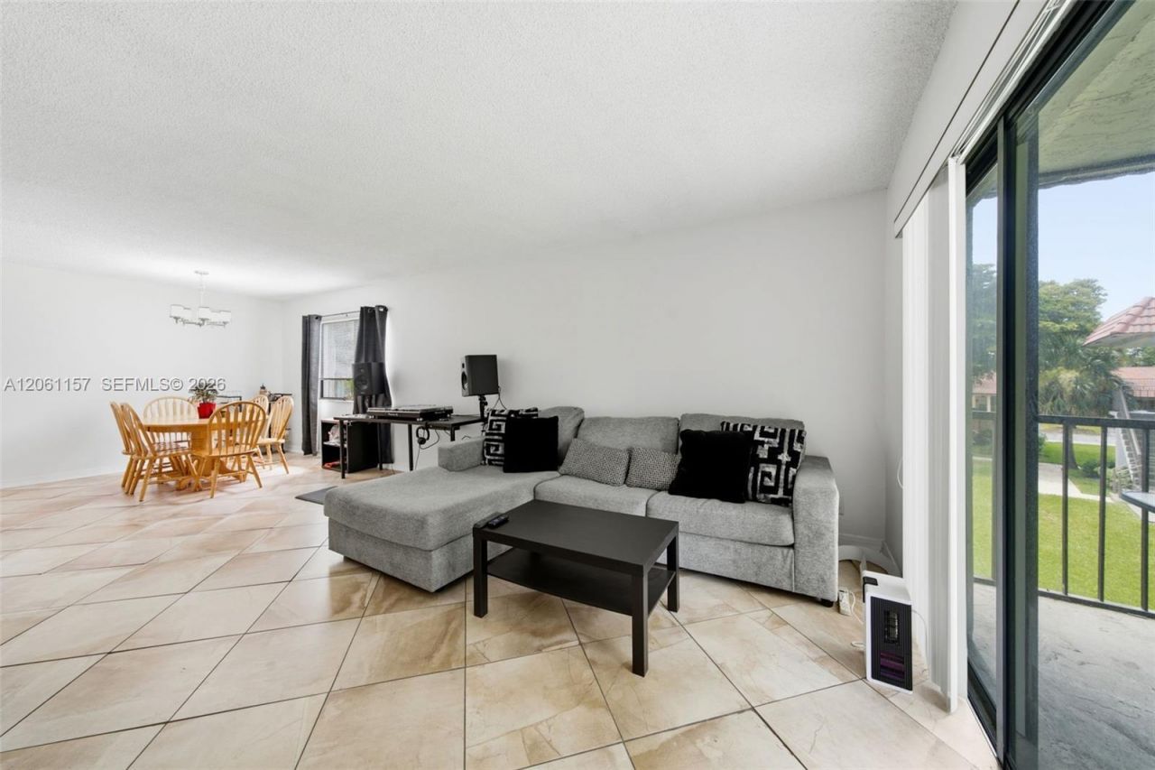 16257 Saddle Club Rd , Unit 201, Weston, FL 33326 Photo