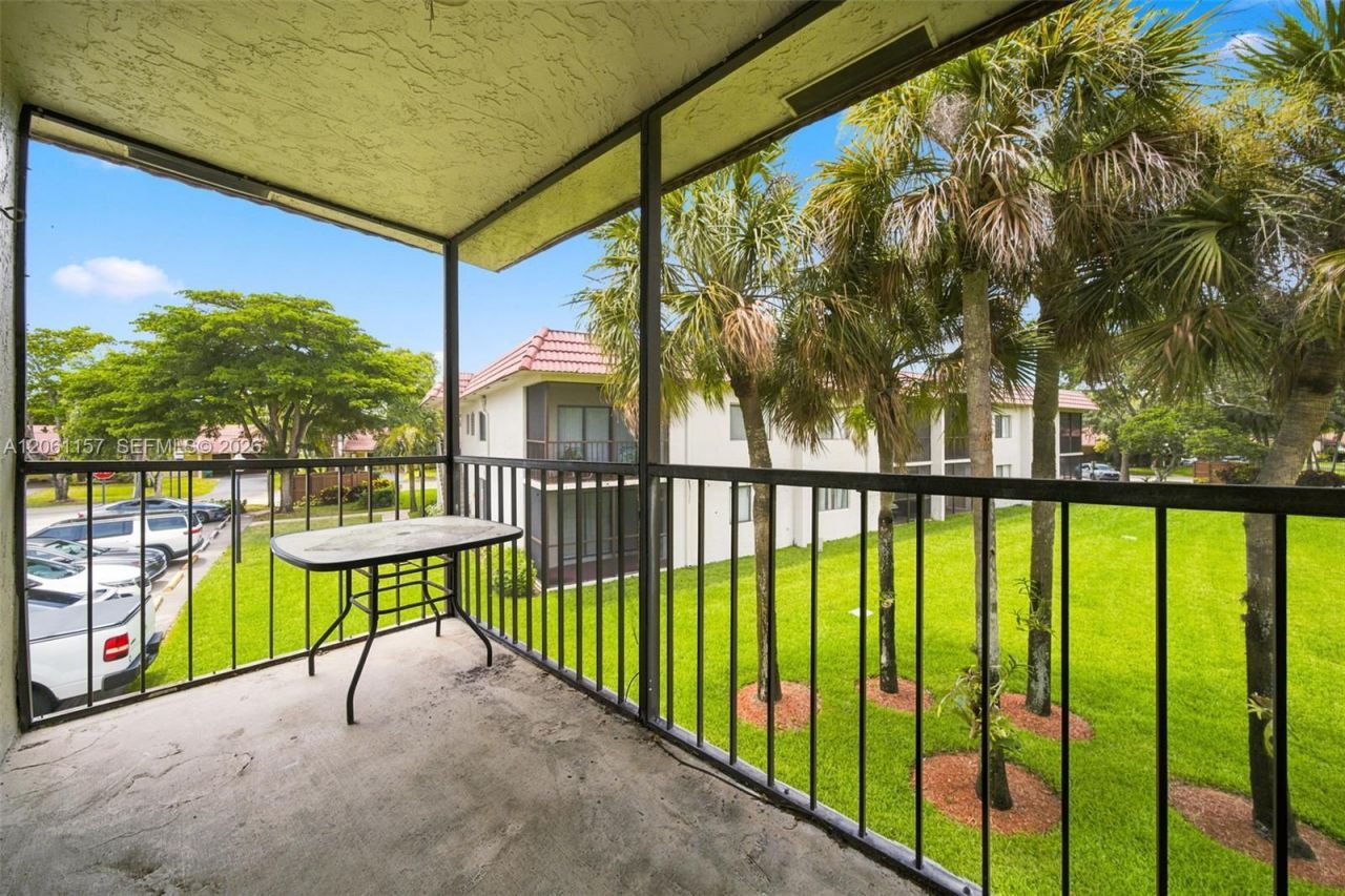 16257 Saddle Club Rd , Unit 201, Weston, FL 33326 Photo