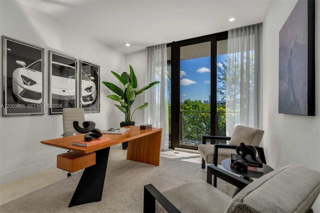 3581 E Glencoe St , Unit 302, Miami, FL 33133 Photo