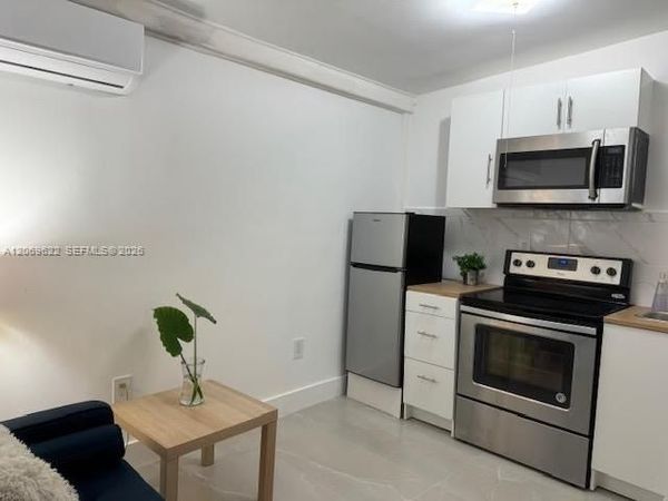 1270 NE 210th Ter , Unit B, Miami, FL 33179