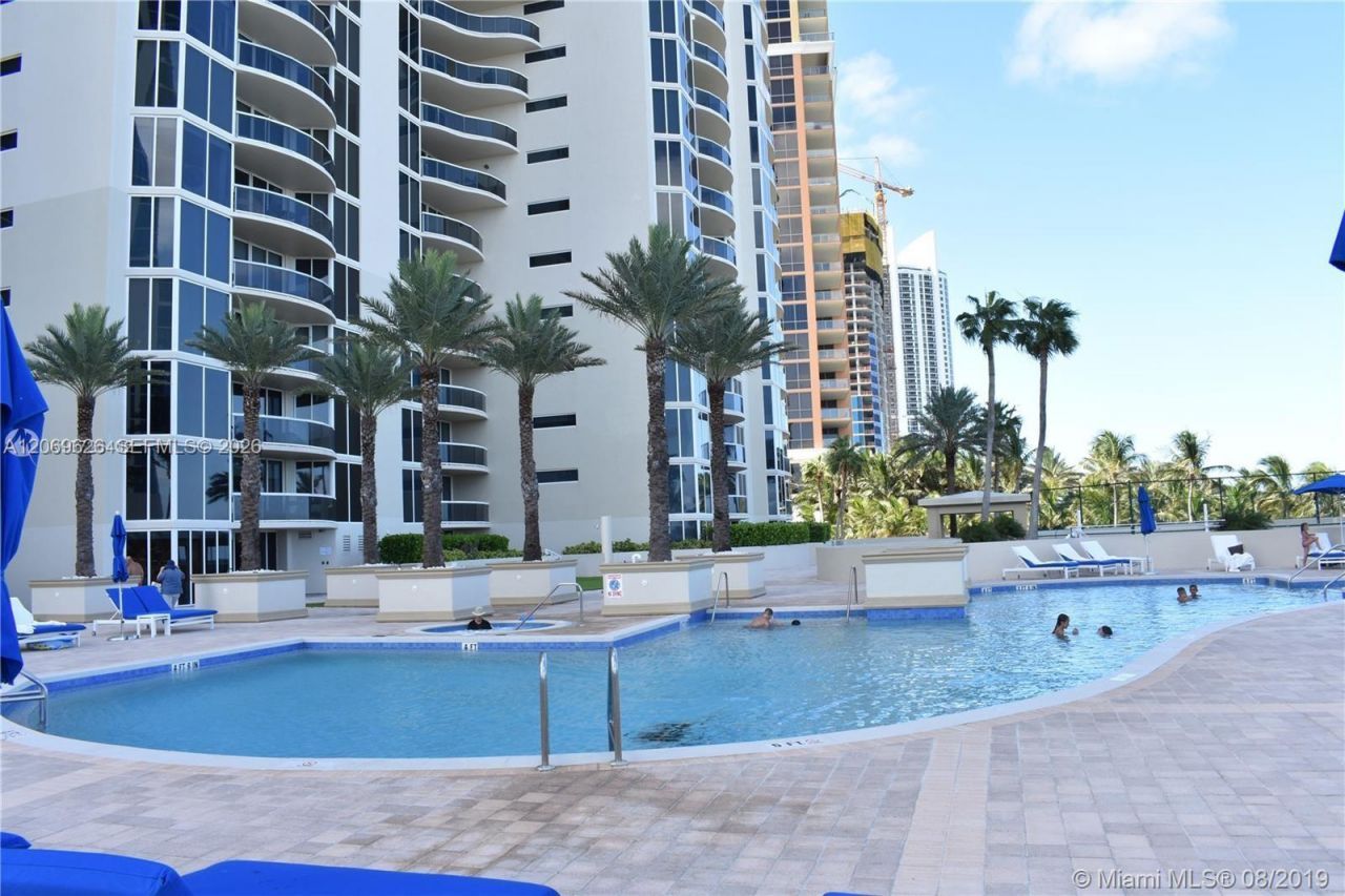 17555 Collins Ave , Unit 1503, Sunny Isles Beach, FL 33160 Photo