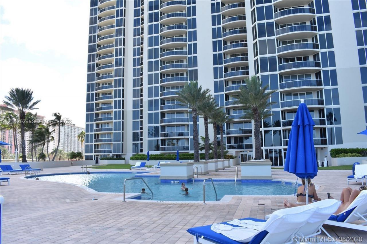 17555 Collins Ave , Unit 1503, Sunny Isles Beach, FL 33160 Photo
