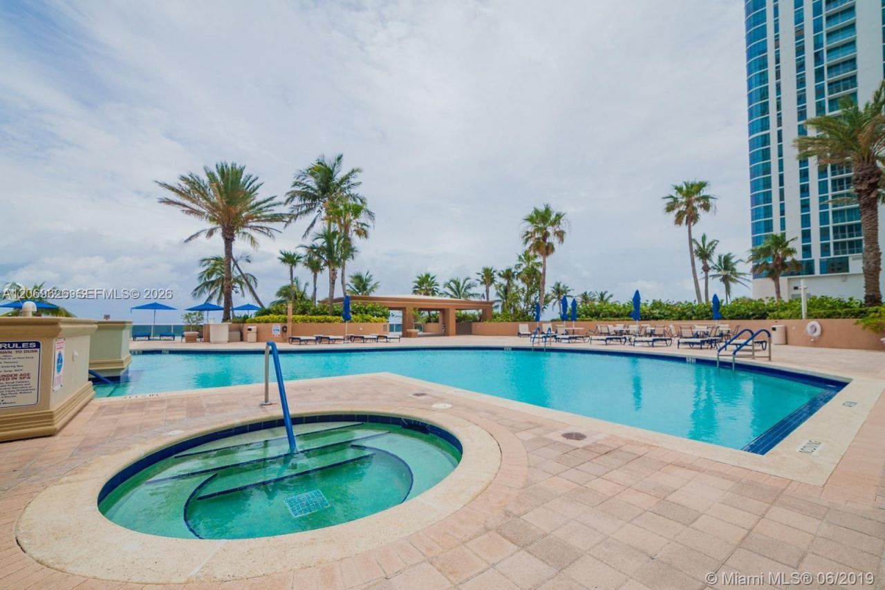 17555 Collins Ave , Unit 1503, Sunny Isles Beach, FL 33160 Photo