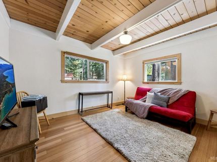 1685 Skyline Drive, South Lake Tahoe, CA 96150 Photo