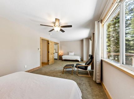 1685 Skyline Drive, South Lake Tahoe, CA 96150 Photo