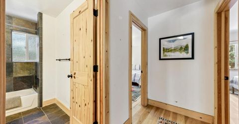 1685 Skyline Drive, South Lake Tahoe, CA 96150 Photo