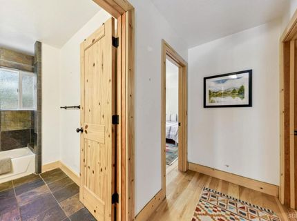 1685 Skyline Drive, South Lake Tahoe, CA 96150 Photo