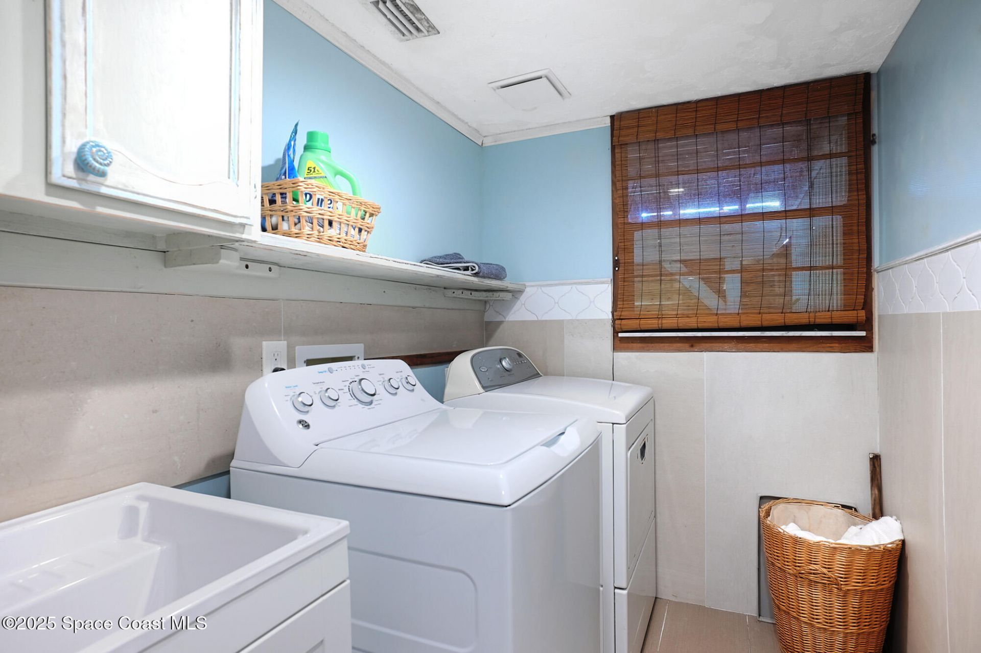 5875 Riverside Drive , Melbourne Beach, FL 32951 Photo