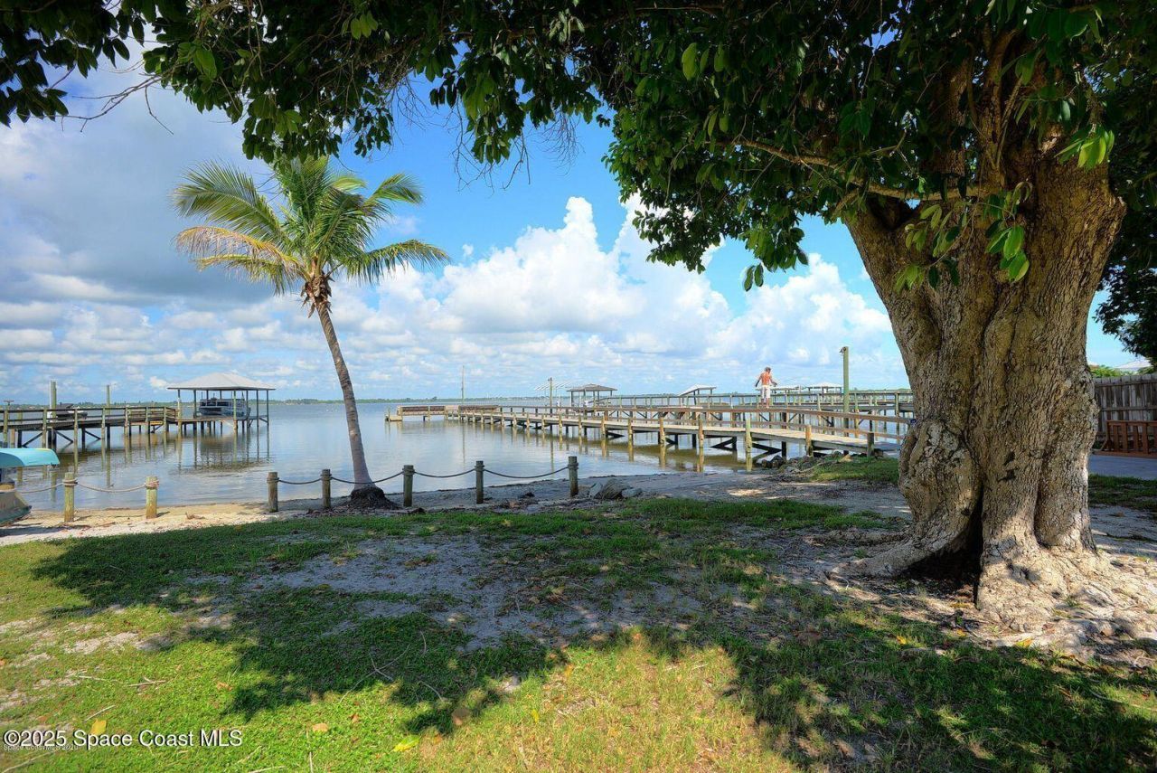 5875 Riverside Drive , Melbourne Beach, FL 32951 Photo