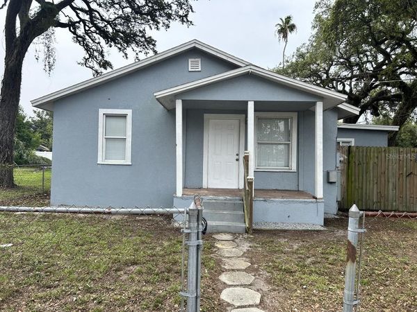 3001 E MCBERRY STREET , TAMPA, FL 33610