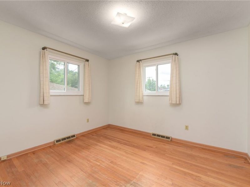 5615 Southington Drive, Parma, OH 44129 Photo 19