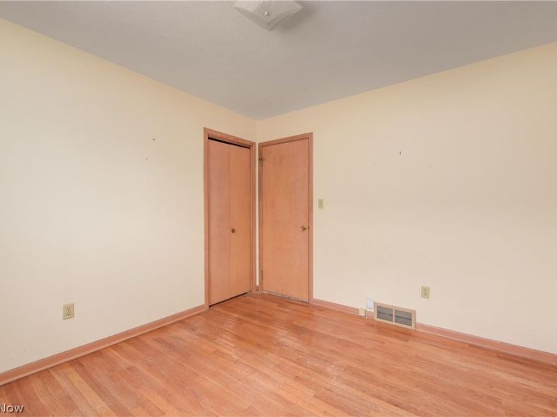5615 Southington Drive, Parma, OH 44129 Photo 20
