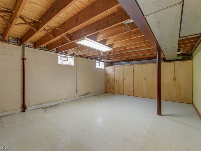 5615 Southington Drive, Parma, OH 44129 Photo 26