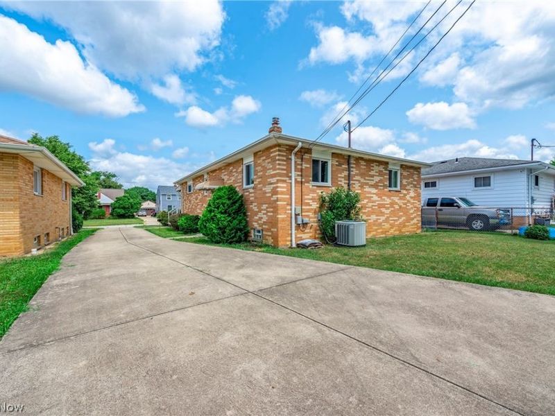 5615 Southington Drive, Parma, OH 44129 Photo 40