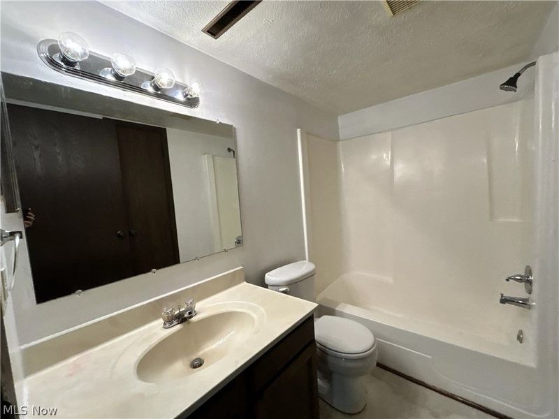 200 West 36th Street, Unit 45, Shadyside, OH 43947 Photo 8