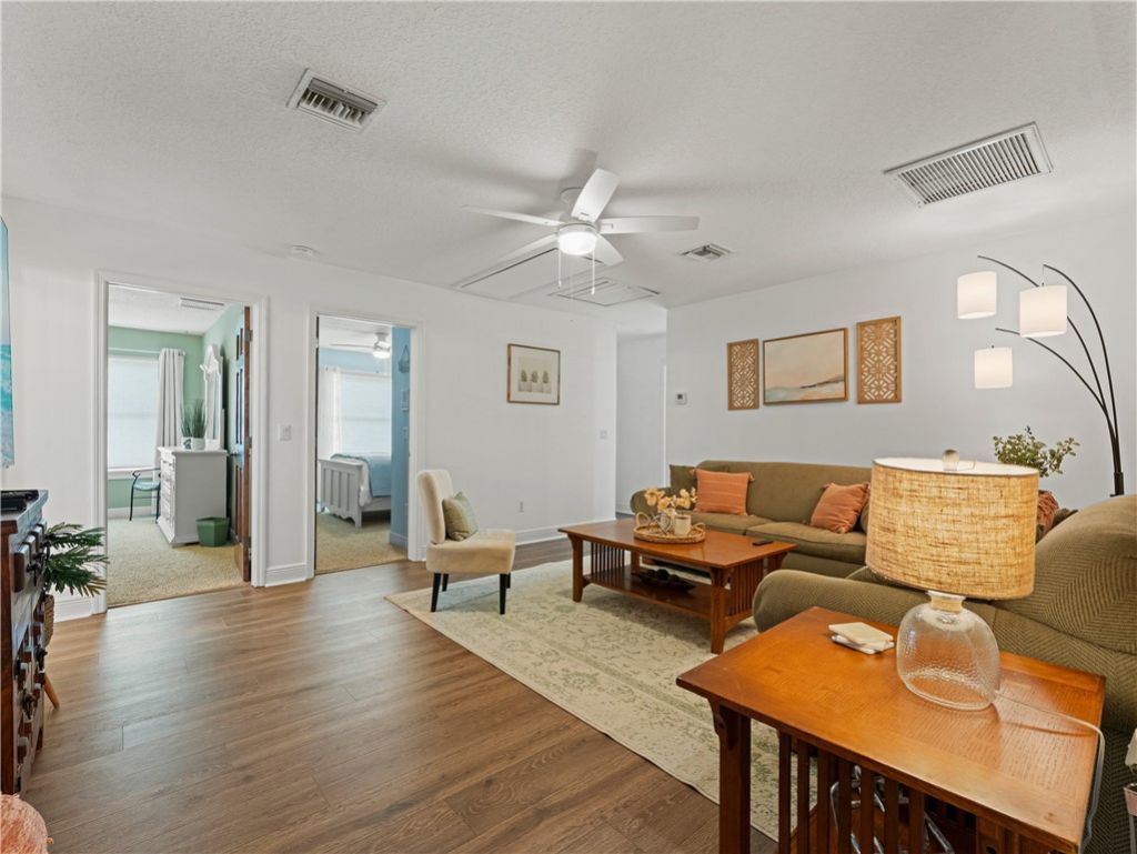 7090 49th Street, Vero Beach, FL 32967 Photo