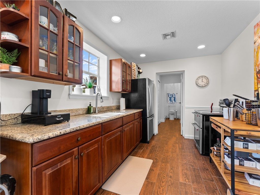 7090 49th Street, Vero Beach, FL 32967 Photo