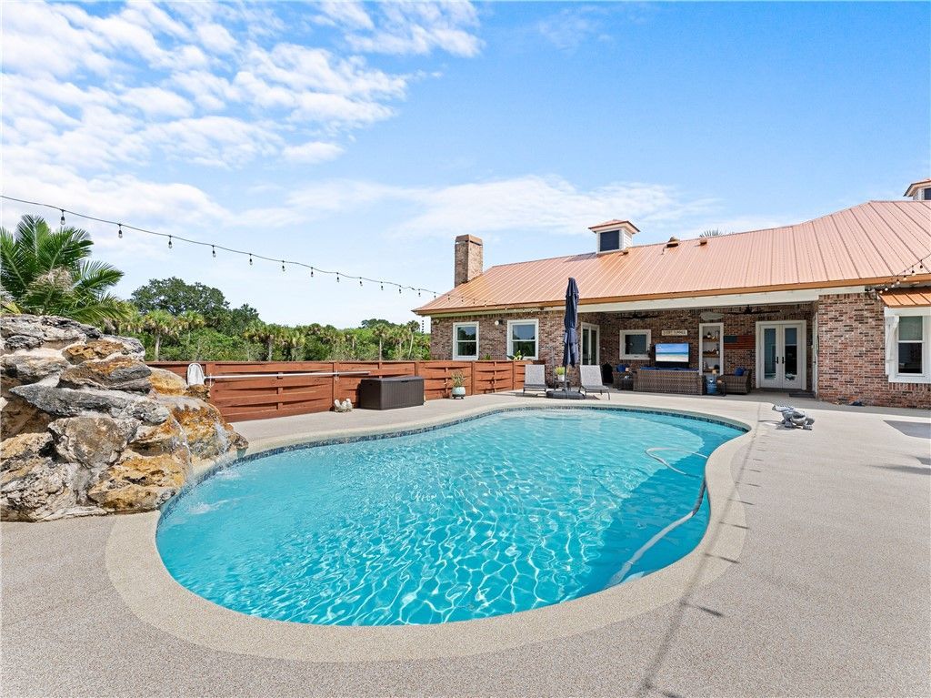 7090 49th Street, Vero Beach, FL 32967 Photo