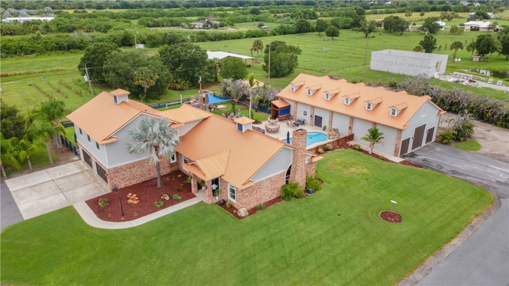 7090 49th Street, Vero Beach, FL 32967 Photo