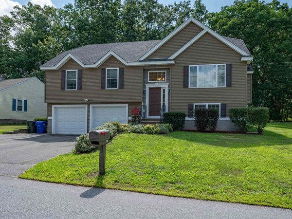 208 Beaver Street, Manchester, NH 03104