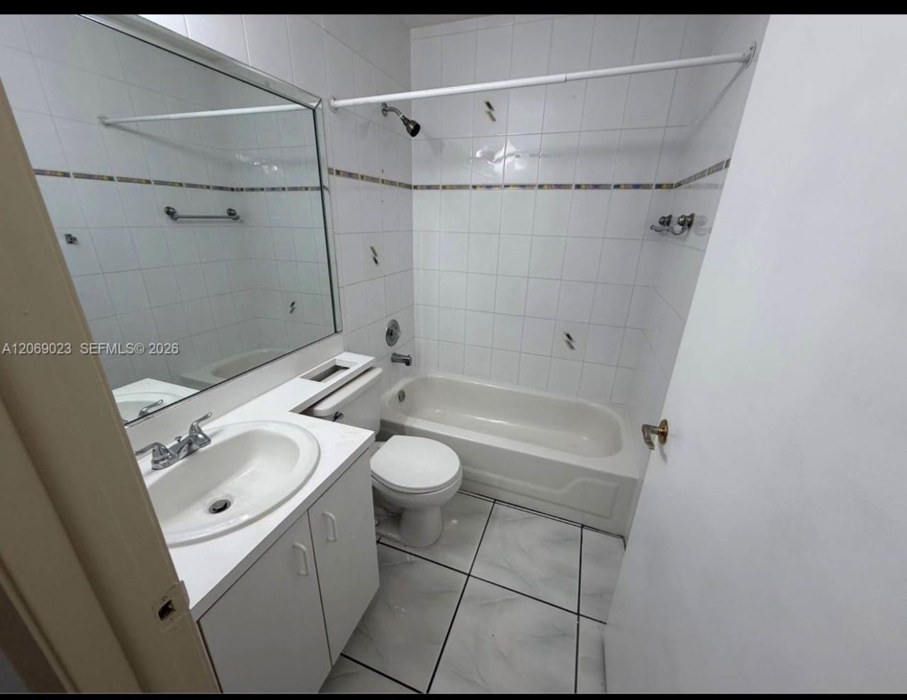 Please Call For Address, Unit b, Miami, FL 33193 Photo