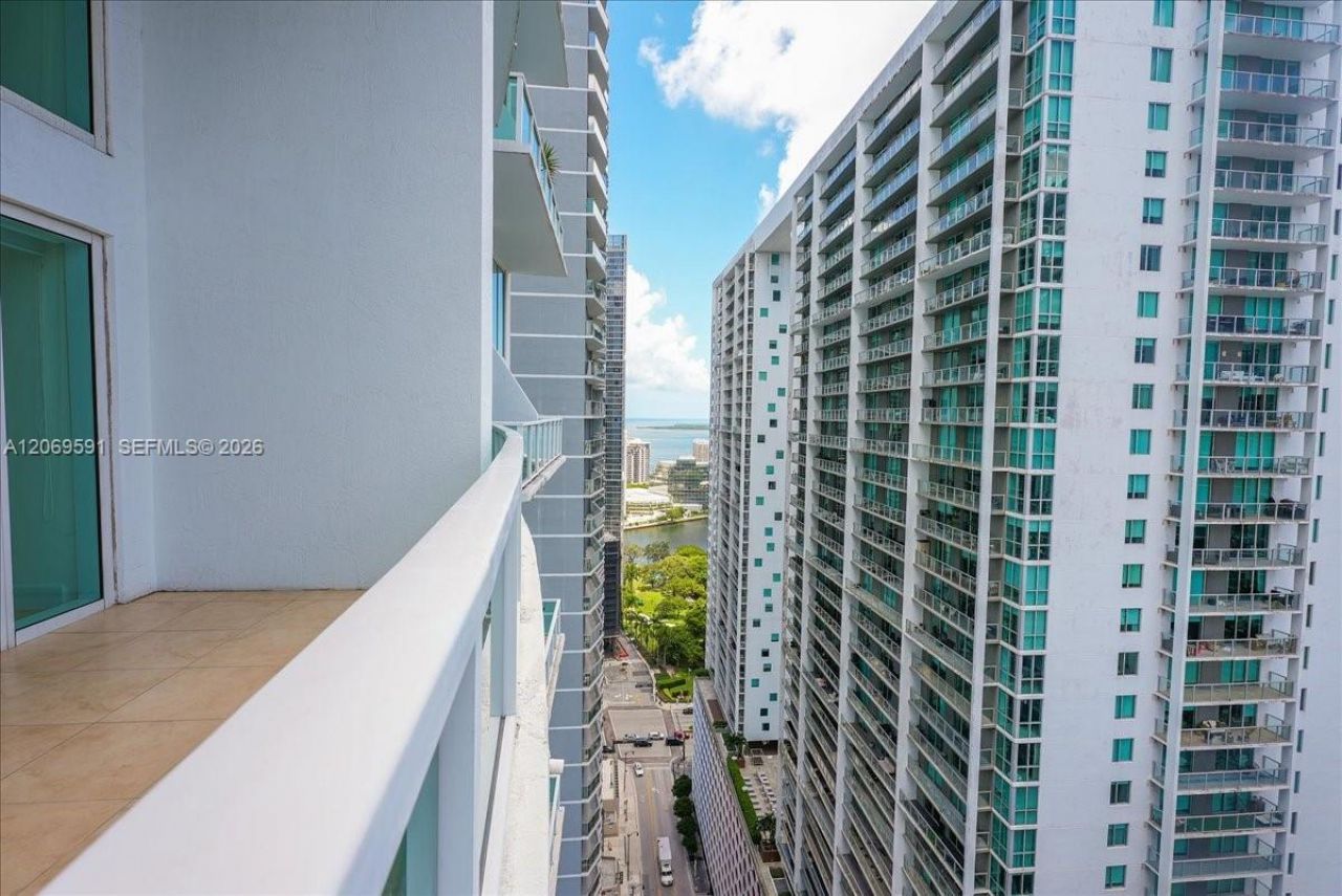 41 SE 5th St , Unit 1908, Miami, FL 33131 Photo