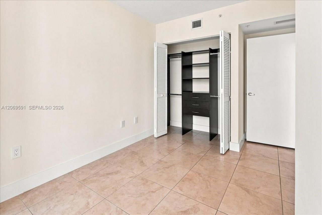 41 SE 5th St , Unit 1908, Miami, FL 33131 Photo