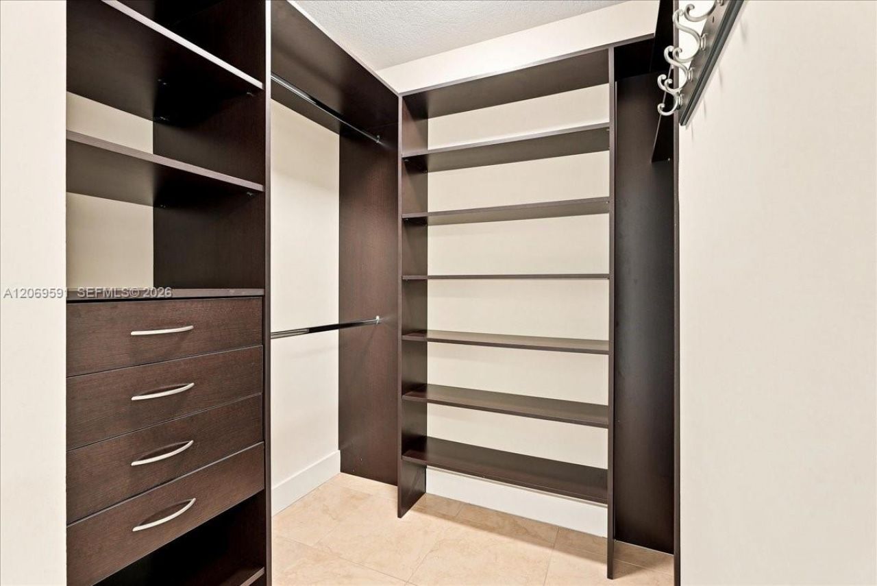 41 SE 5th St , Unit 1908, Miami, FL 33131 Photo