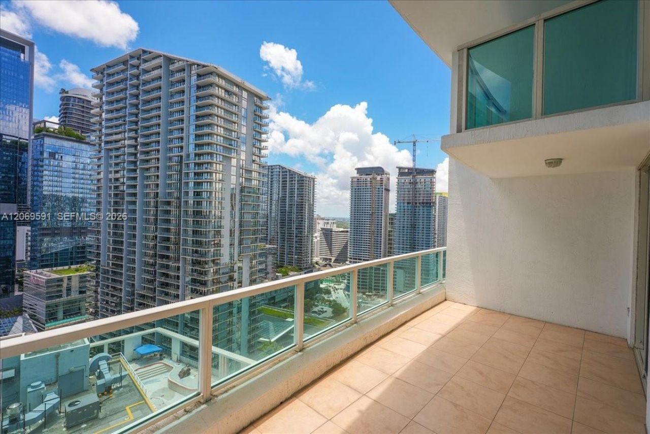 41 SE 5th St, Unit 1908, Miami, FL 33131 Photo