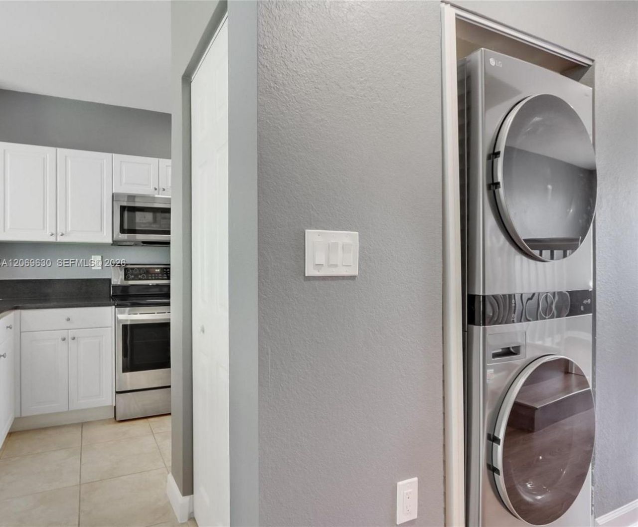2928 SE 2nd St , Unit 3, Homestead, FL 33033 Photo