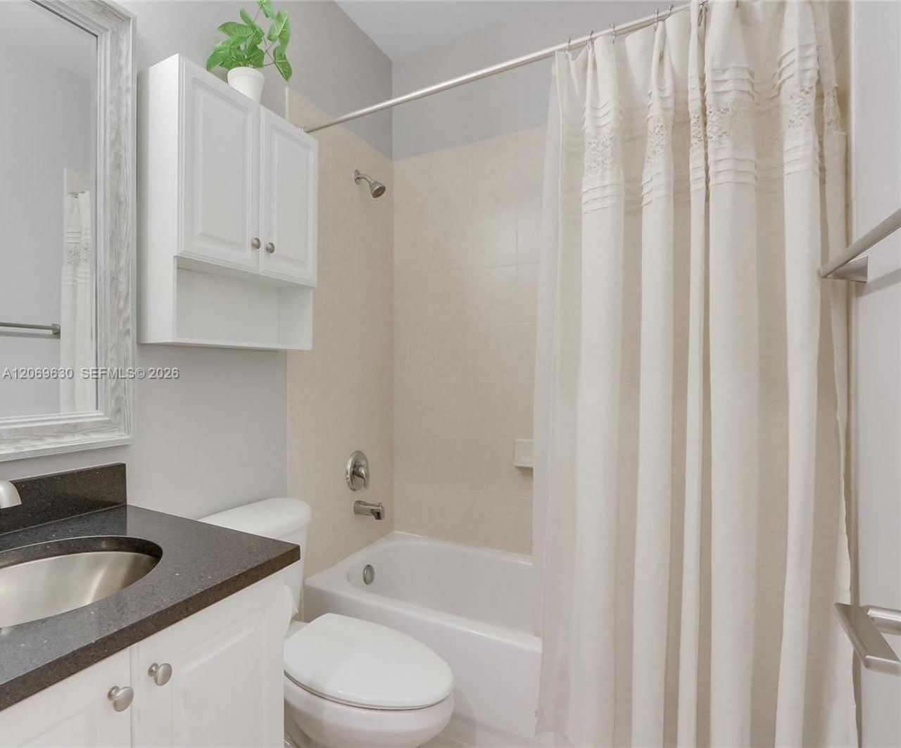 2928 SE 2nd St , Unit 3, Homestead, FL 33033 Photo