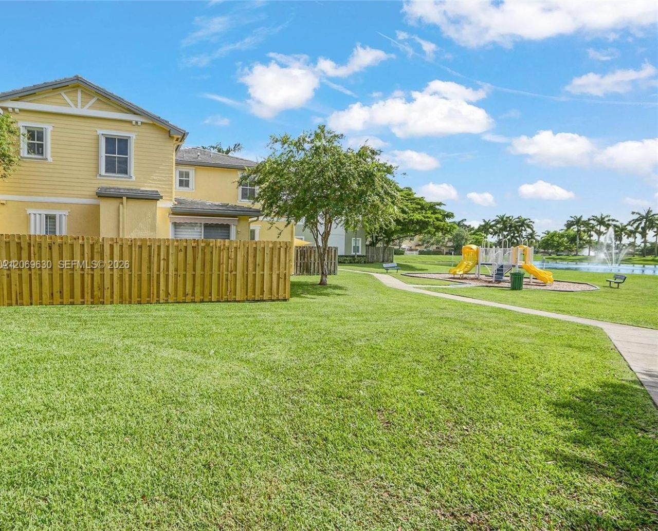 2928 SE 2nd St , Unit 3, Homestead, FL 33033 Photo