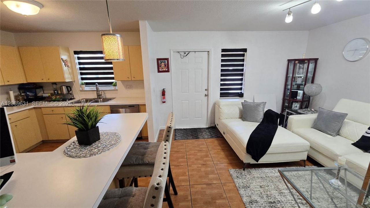 6146 SW 25th St , Miramar, FL 33023 Photo