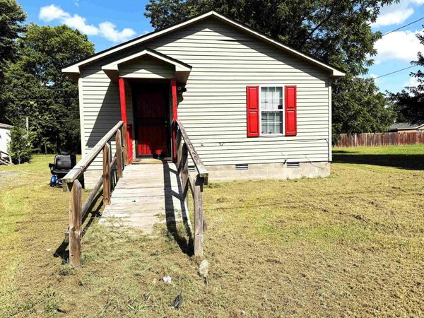 650 C Street , Wynne, AR 72396
