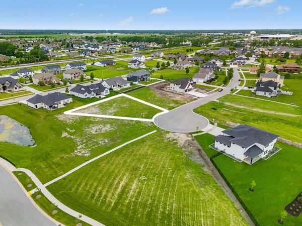 10212 Andrew Lane, Munster, IN 46321