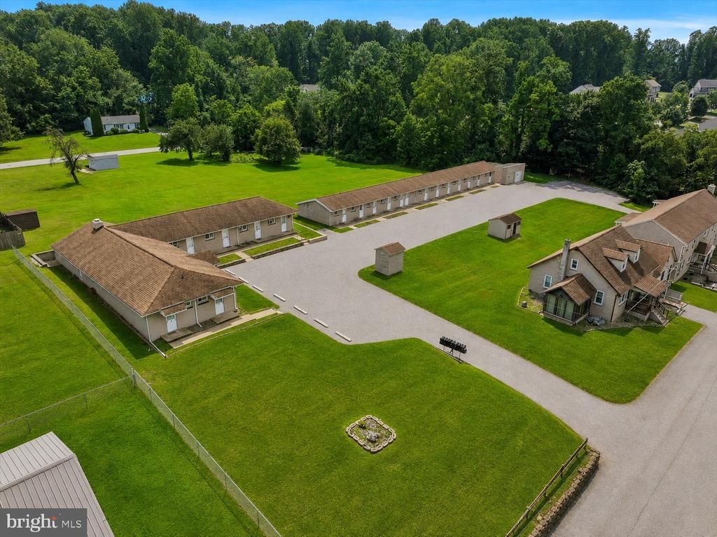 420 - 430 LONDON DRIVE, COATESVILLE, PA 19320