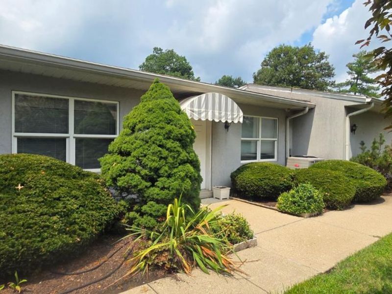 7610 Cheviot Road, Unit 500, Colerain Township, OH 45247 Photo 1