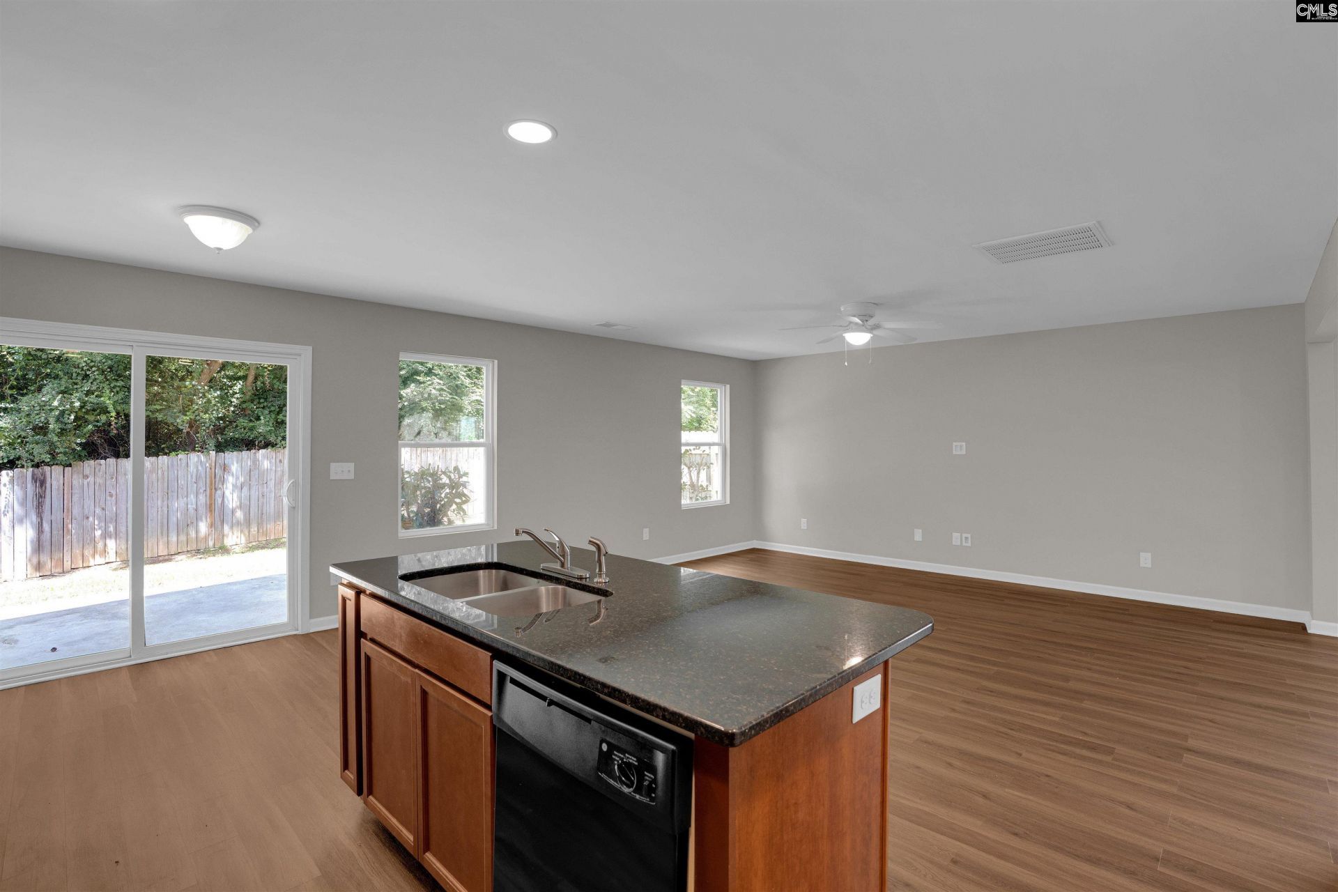 601 Legacy Park Court  Photo 13