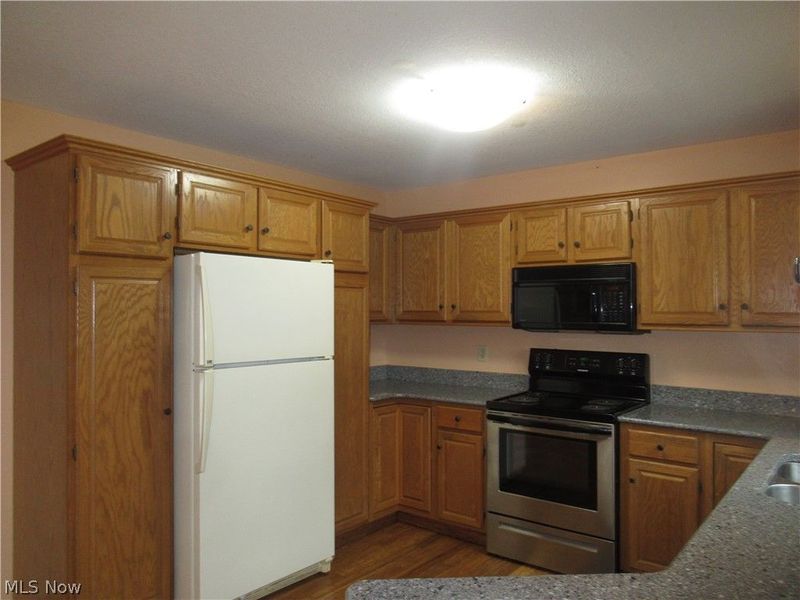 8553 Indian Creek Drive, Poland, OH 44514 Photo 14