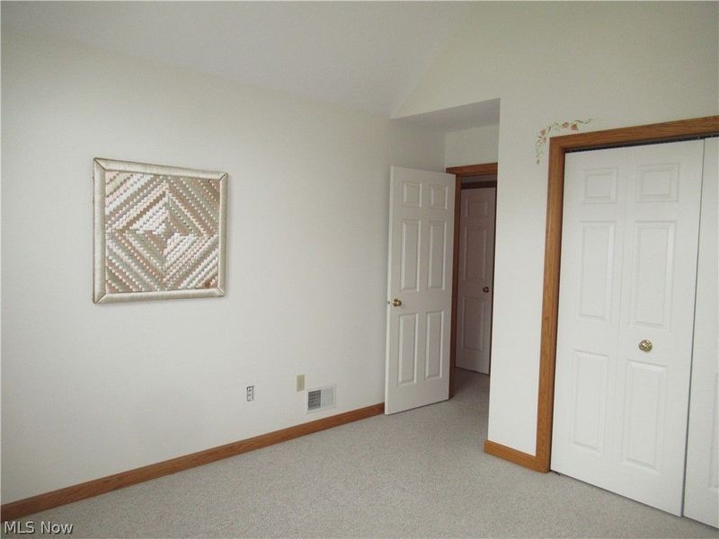 8553 Indian Creek Drive, Poland, OH 44514 Photo 31