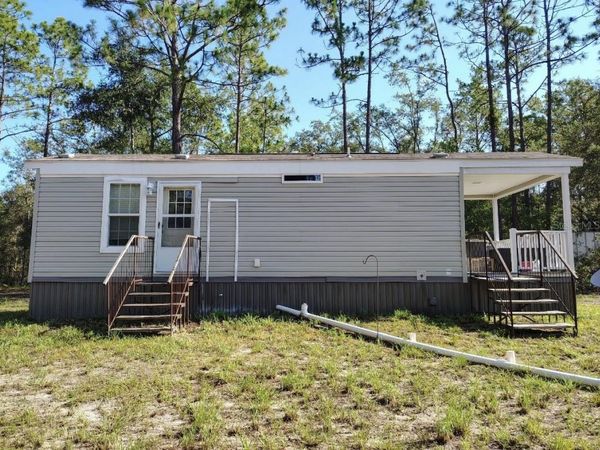 5840 NW 11TH AVENUE , BELL, FL 32619